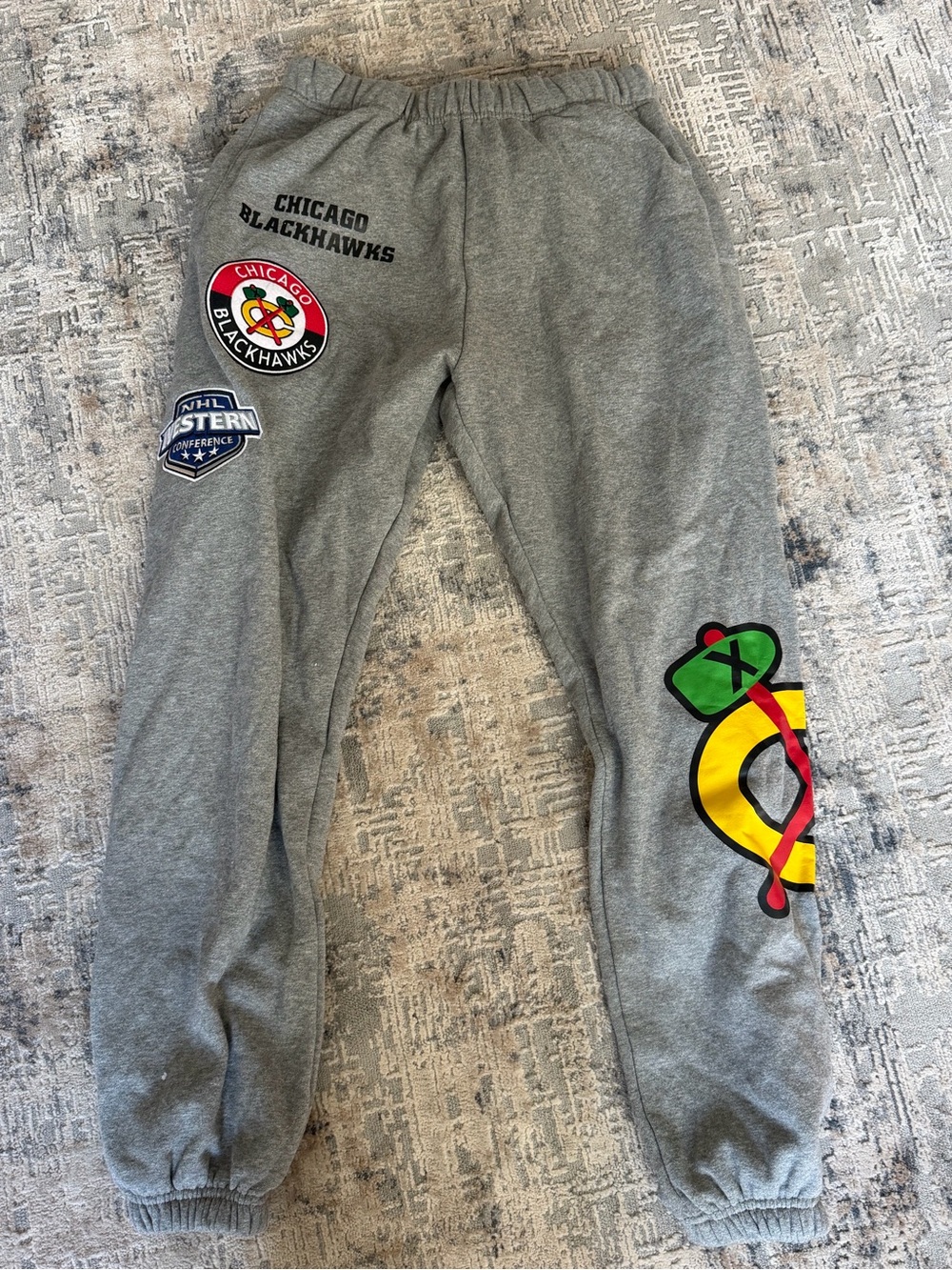 Mitchell & Ness Gray Chicago Blackhawks Logo Sweatpants with Colorful Patch